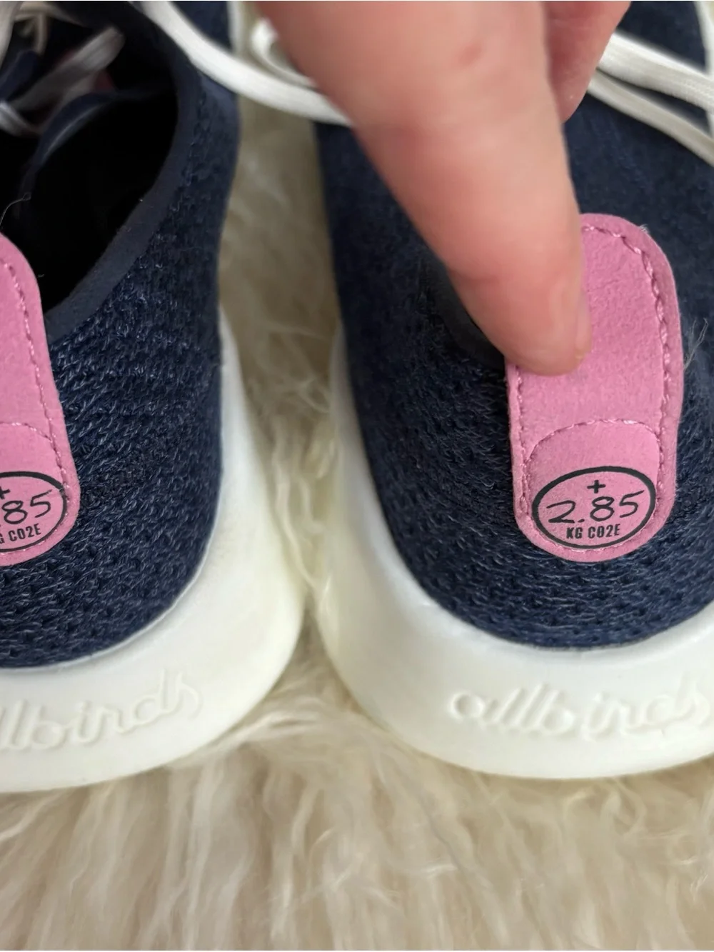 Allbirds women W 9 nwot Navy Knit Sneakers with Pink Accents 250